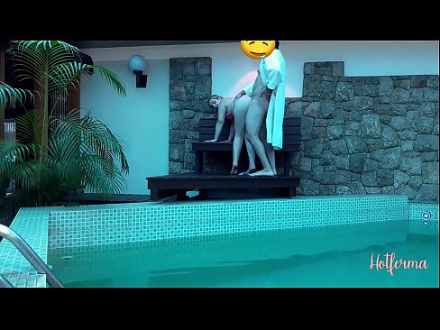 ❤️ Bos menjemput pembantu rumah ke kolam, tetapi tidak dapat menahan panas Video dubur pada ms.pornjimbo.ru